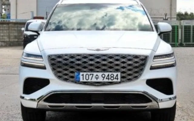 중고차매장 GV80 가솔린 2.5T AWD 매물 사진 4 - 2025/10 10,765km