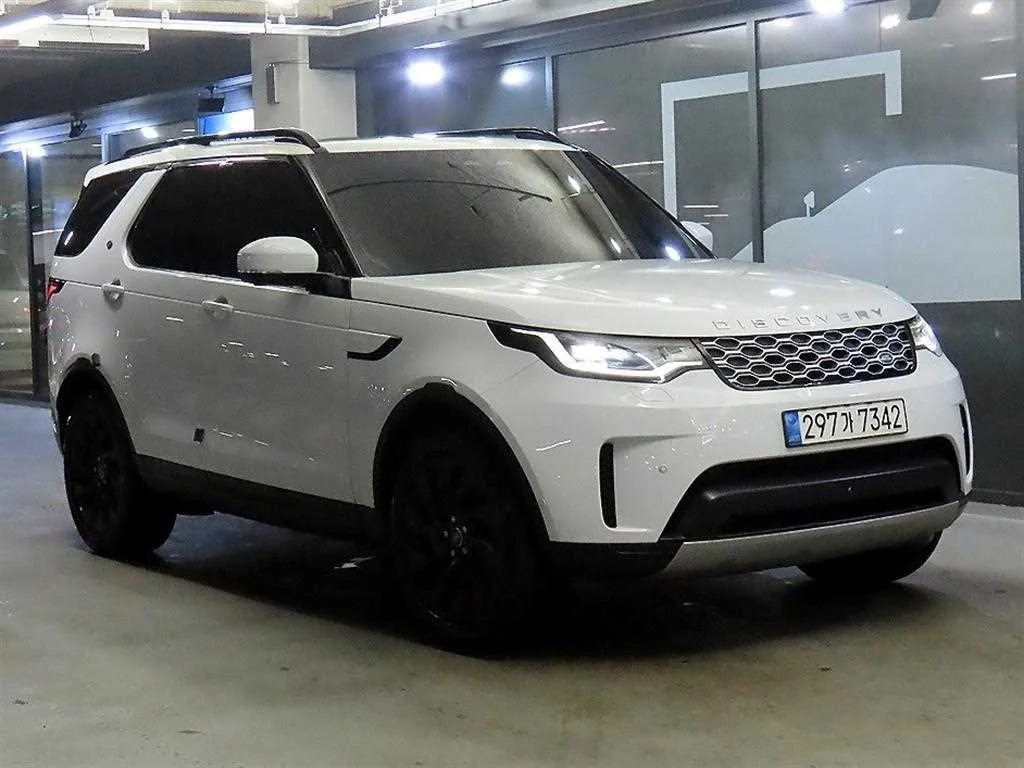 랜드로버 디스커버리5 3.0 D250 S 매물 사진 11 - 2022/11 43,142km (중고차매장)