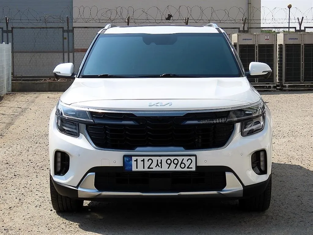 기아 더 뉴 셀토스 가솔린 1.6 터보 2WD 매물 사진 8 - 2024/09 30,253km (중고차매장)